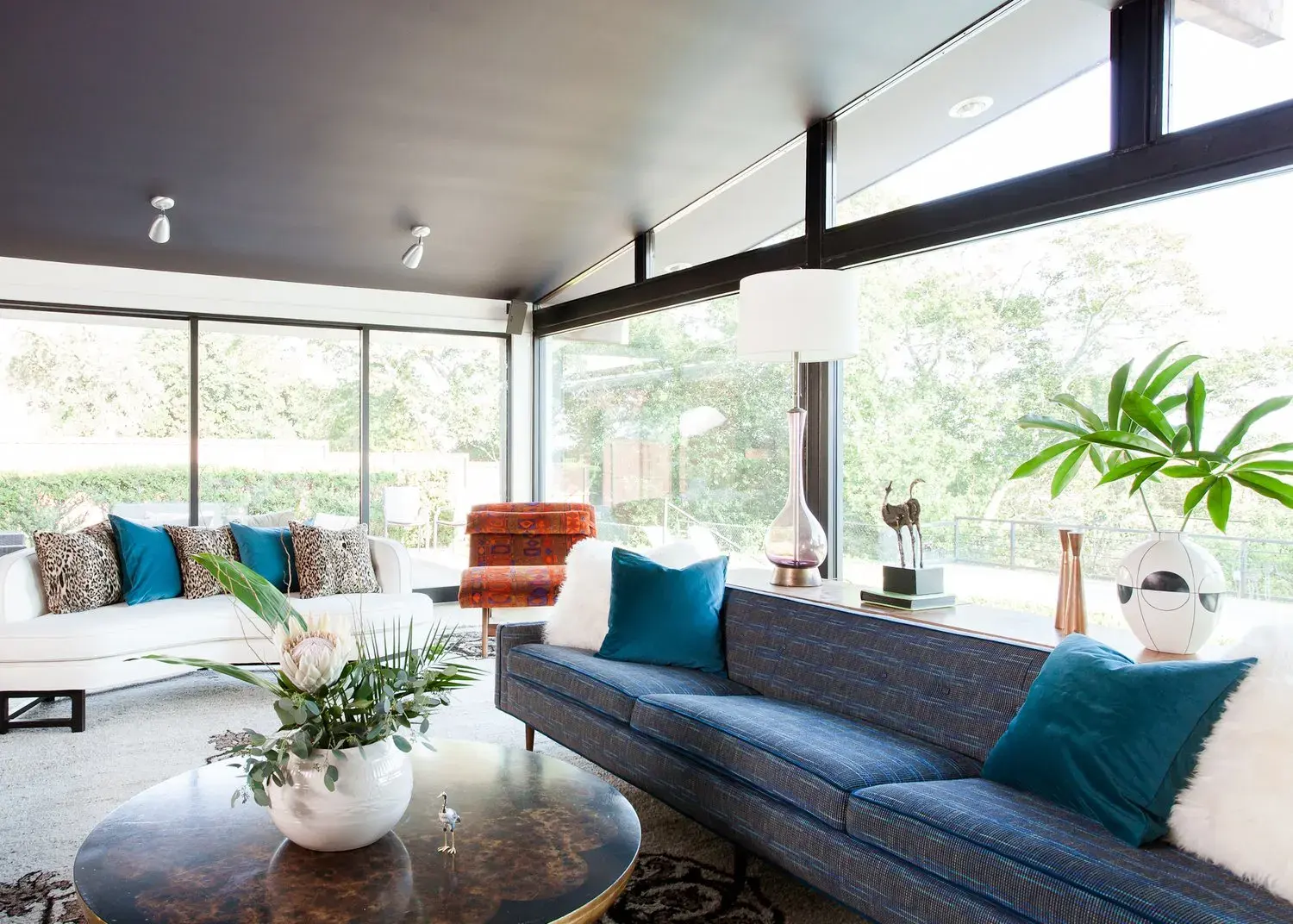 Sourcing & Styling — Vintage, Art & Materials